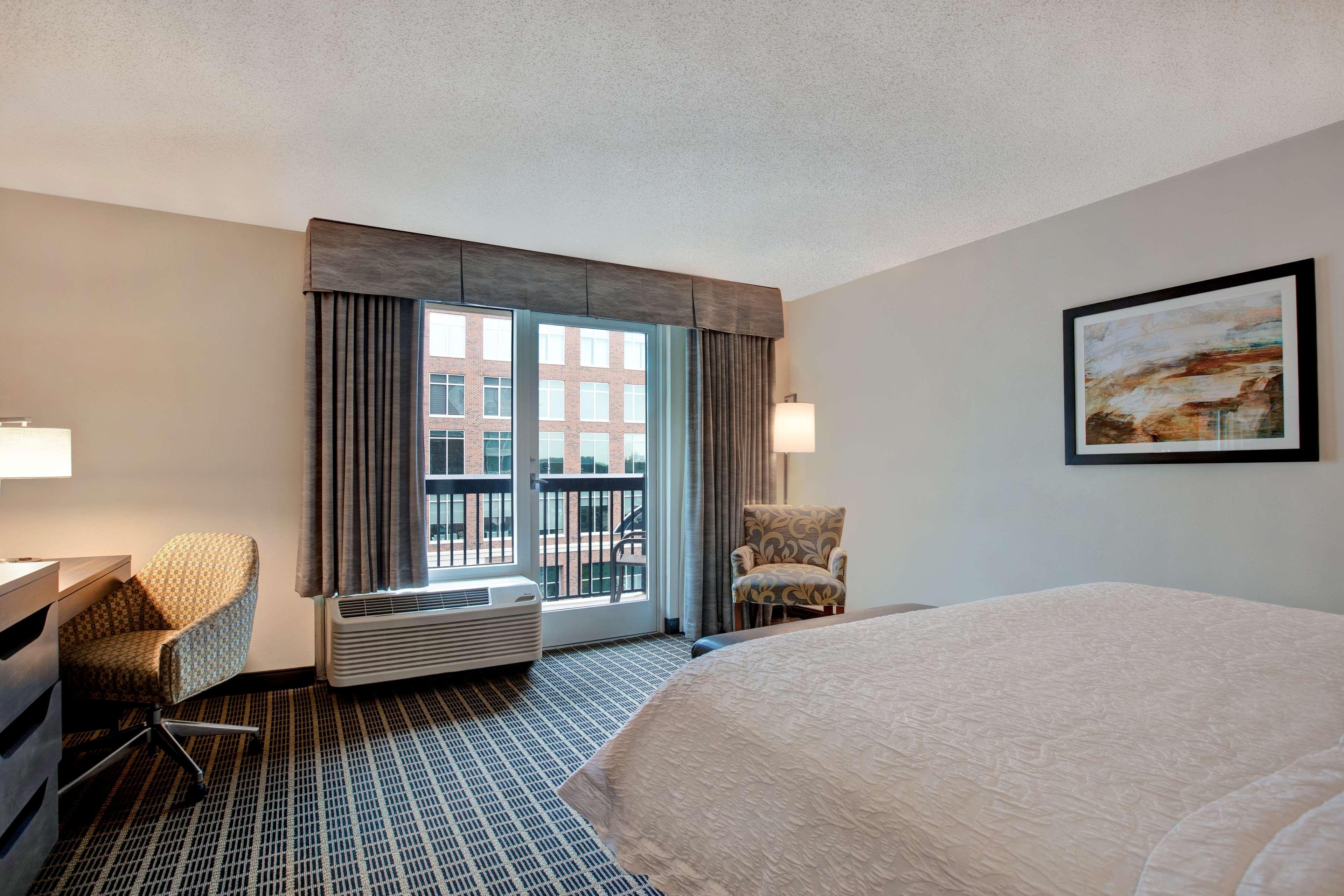 Hampton Inn & Suites Greenville-Downtown-Riverplace Exteriör bild