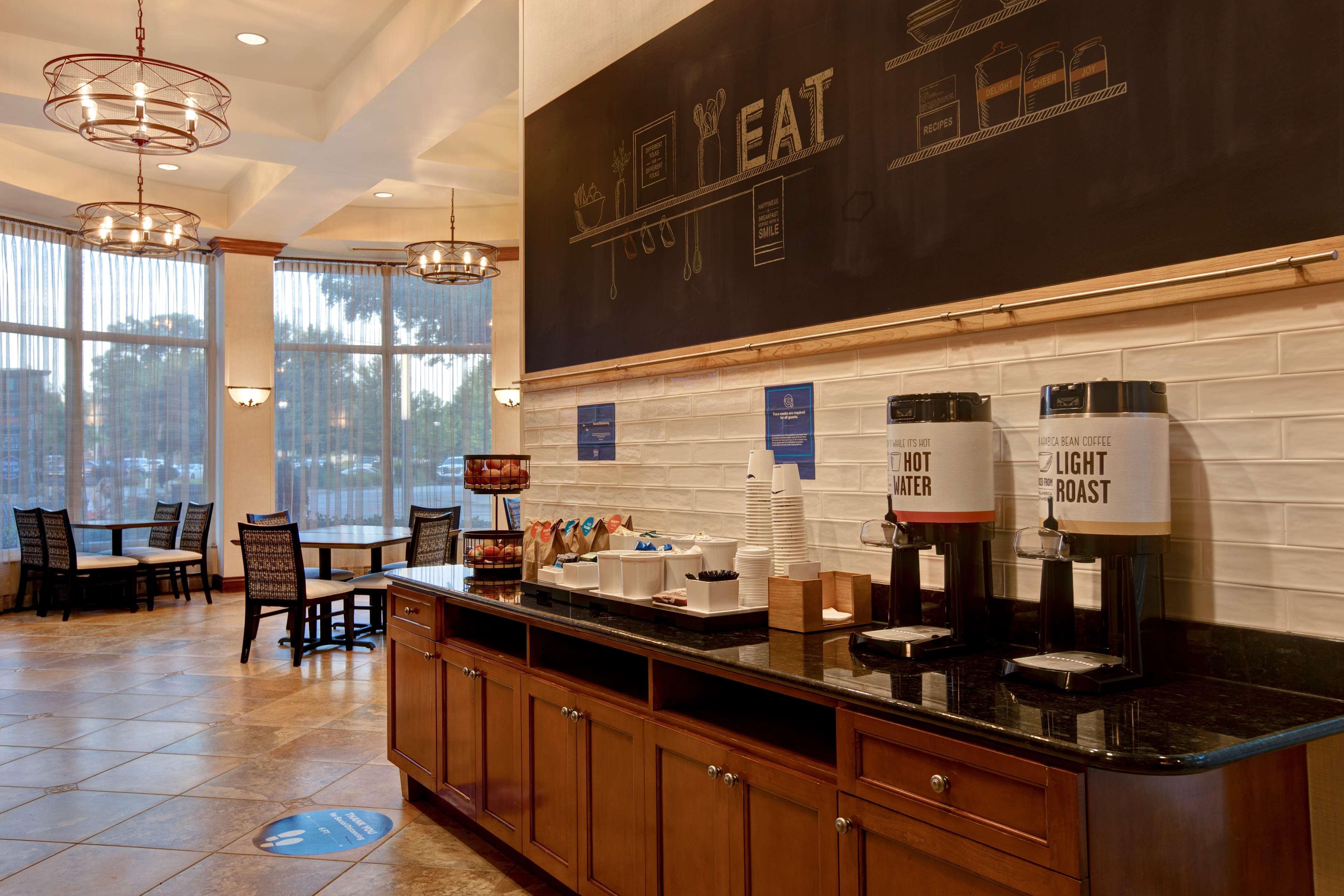 Hampton Inn & Suites Greenville-Downtown-Riverplace Exteriör bild