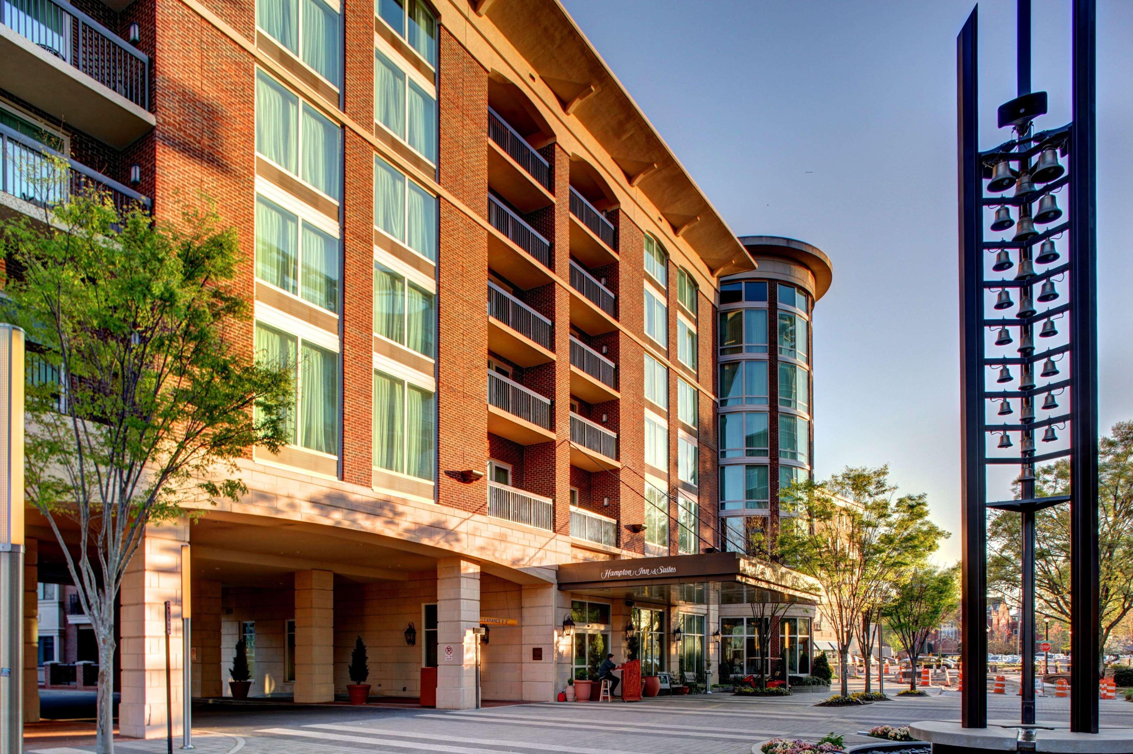 Hampton Inn & Suites Greenville-Downtown-Riverplace Exteriör bild