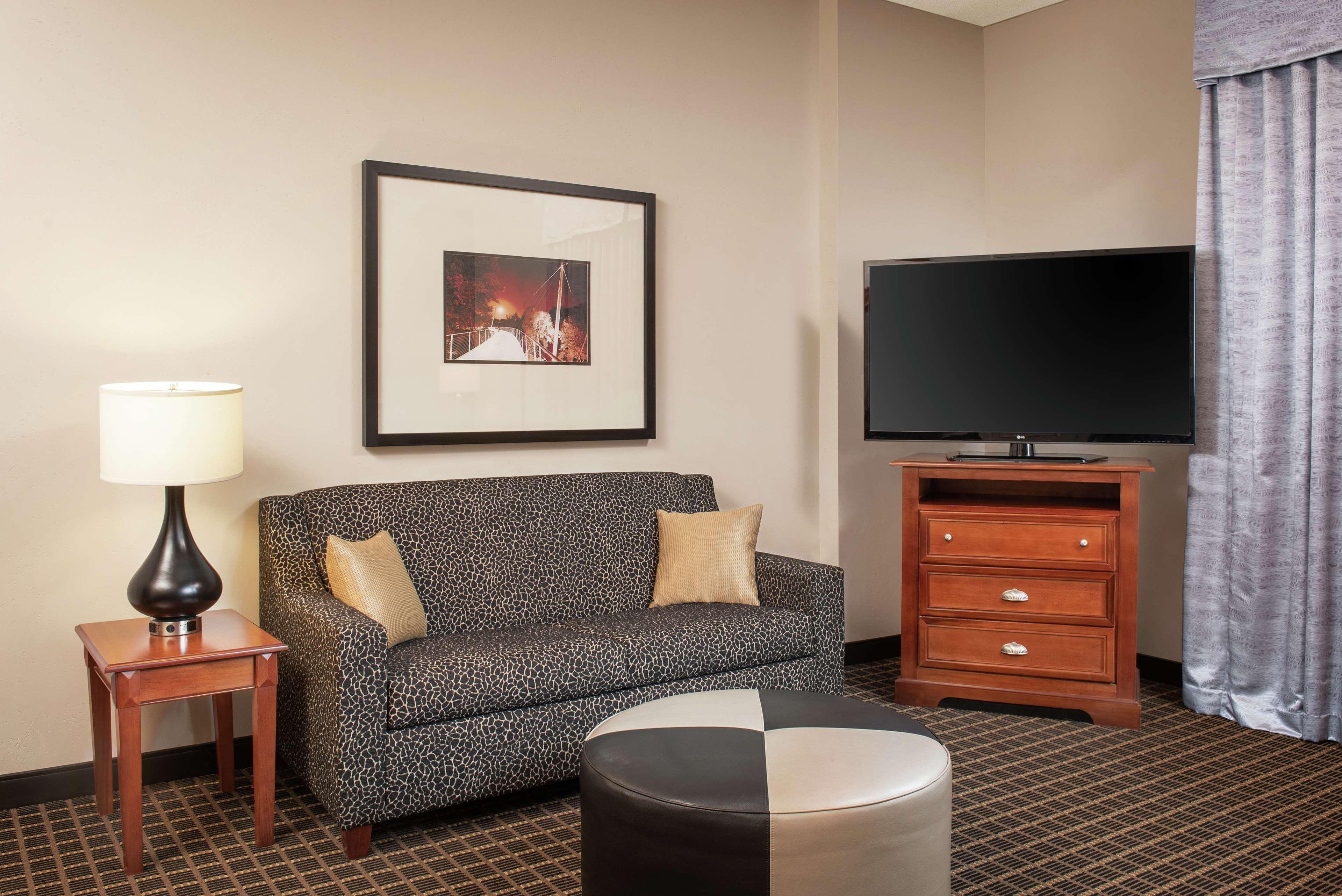 Hampton Inn & Suites Greenville-Downtown-Riverplace Exteriör bild