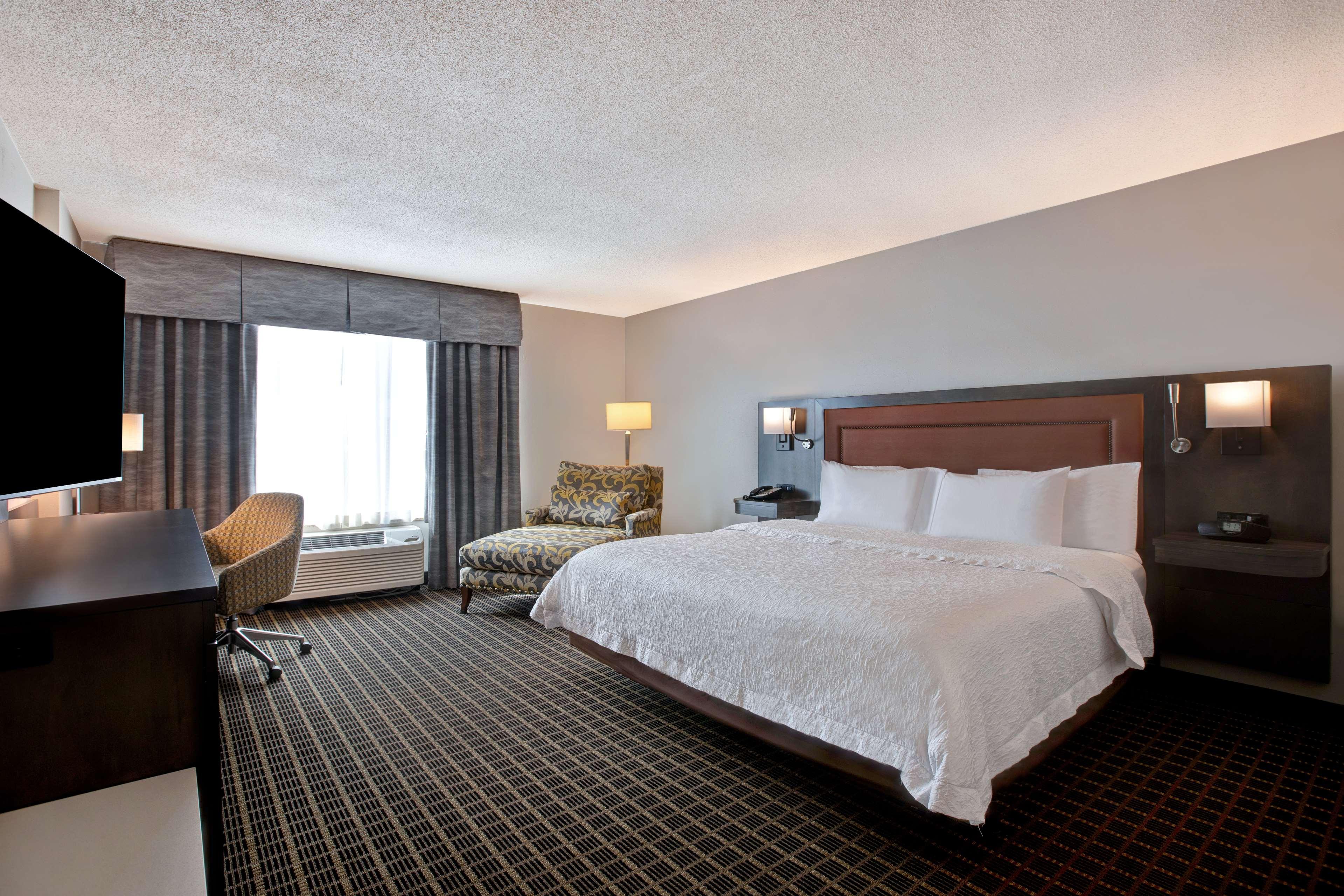 Hampton Inn & Suites Greenville-Downtown-Riverplace Exteriör bild